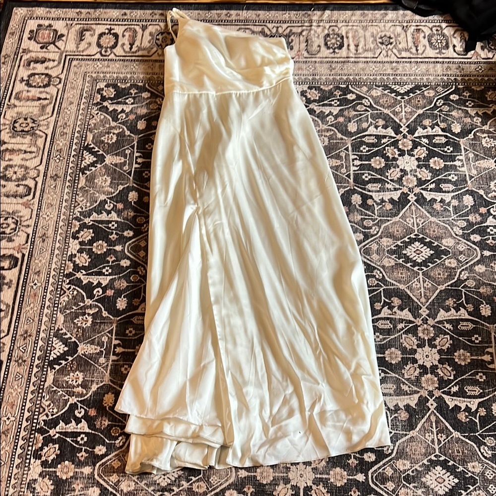 Women’s Ivory Dress